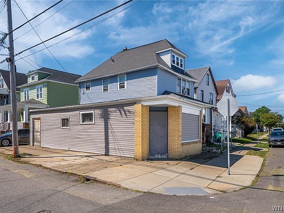 2nd image of 141 Esser Ave