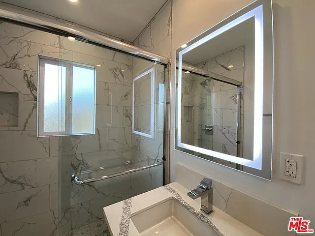 3207 W 3rd St #7 — Photo 16