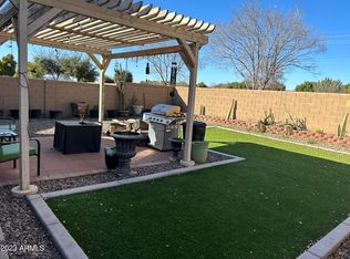 2668 E Silversmith Trl, San Tan Valley, AZ 85143