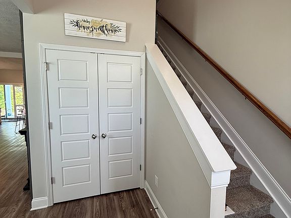2nd image of 136 Pebble Ln