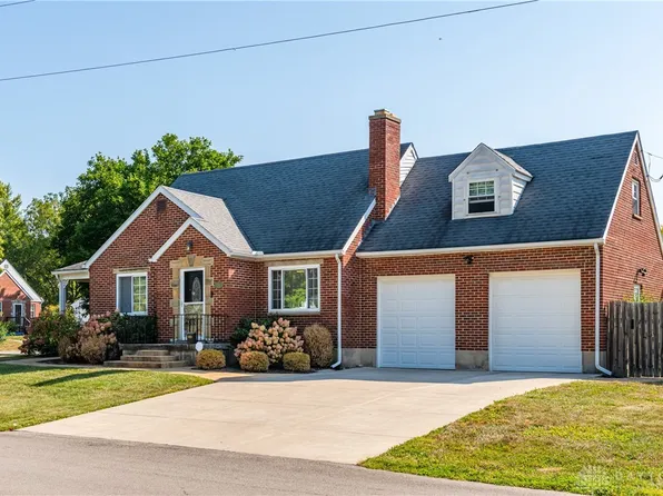 1506 N Star Rd, Dayton, OH 45432