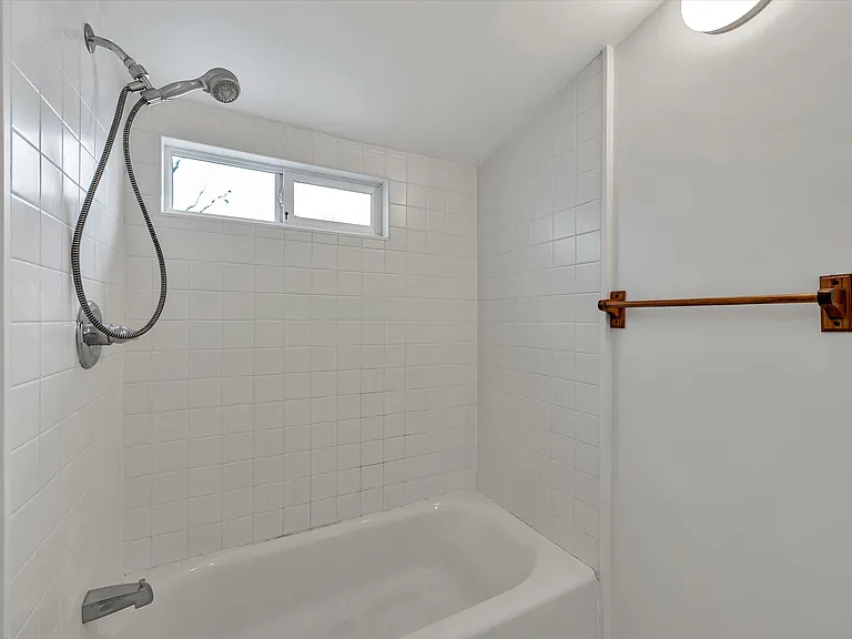 4118 Moraga St — Photo 19