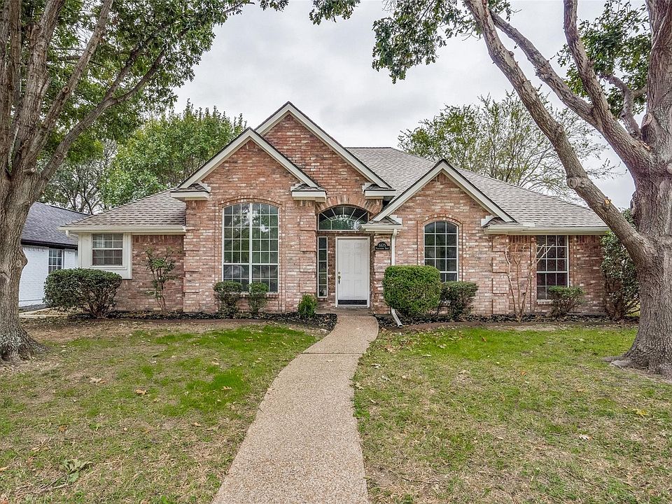 1st image of 8675 Pebblebrook Dr