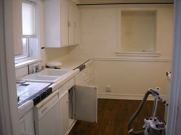 4th image of 16713 E Valley Way
