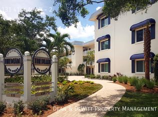 131 41st Ave N #2, Saint Petersburg, FL 33703