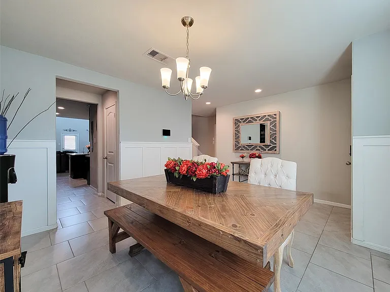 8003 Ecru Ln — Photo 10