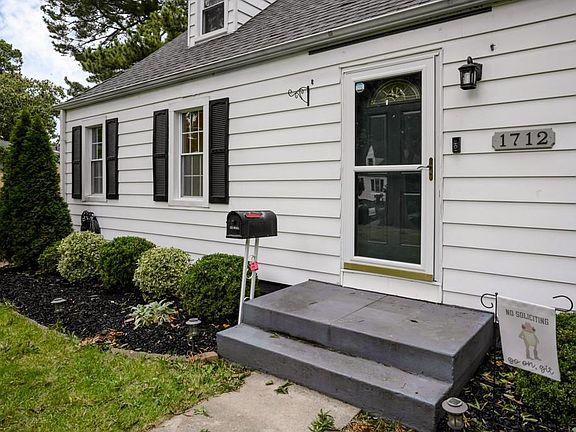 2nd image of 1712 Tarrall Ave