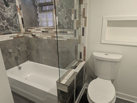 2nd image of 2622 N Central Park Ave #B