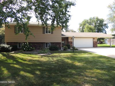 1145 3rd St NE, Watertown, SD, 57201