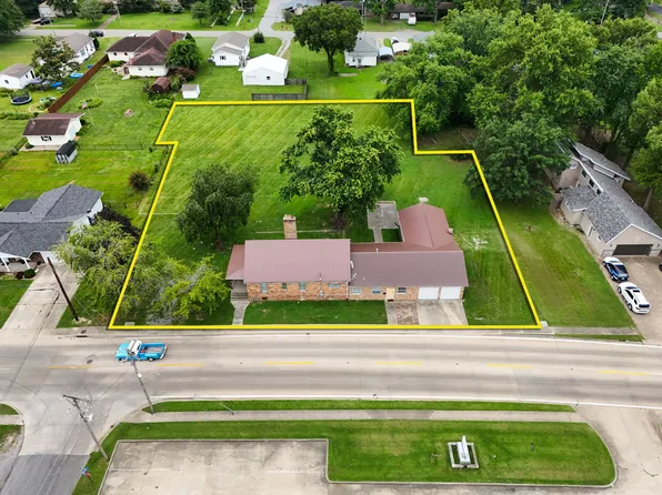1103 W Boulevard St #A, Marion, IL 62959