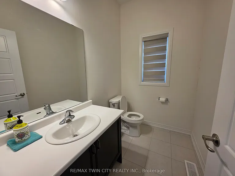 90 Stauffer Rd — Photo 5