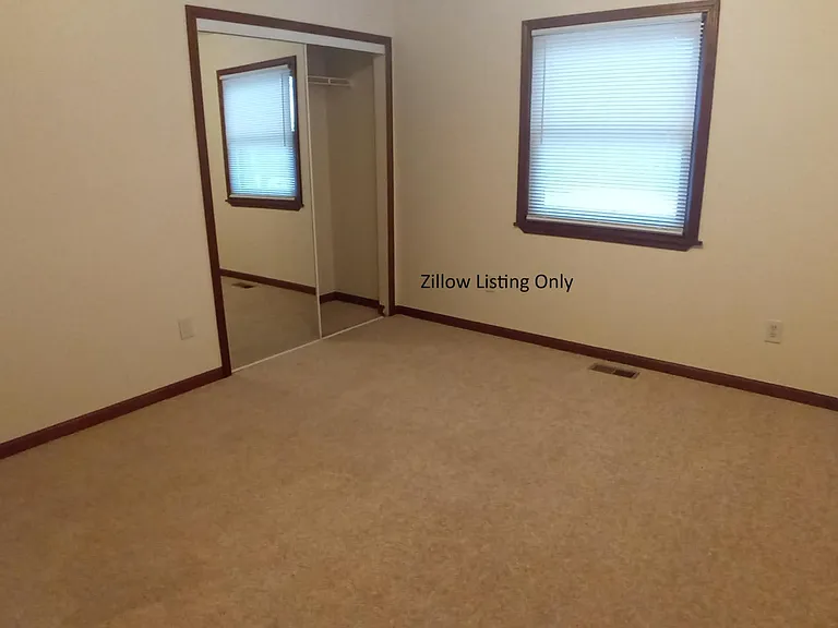 7074 Palms Rd — Photo 10