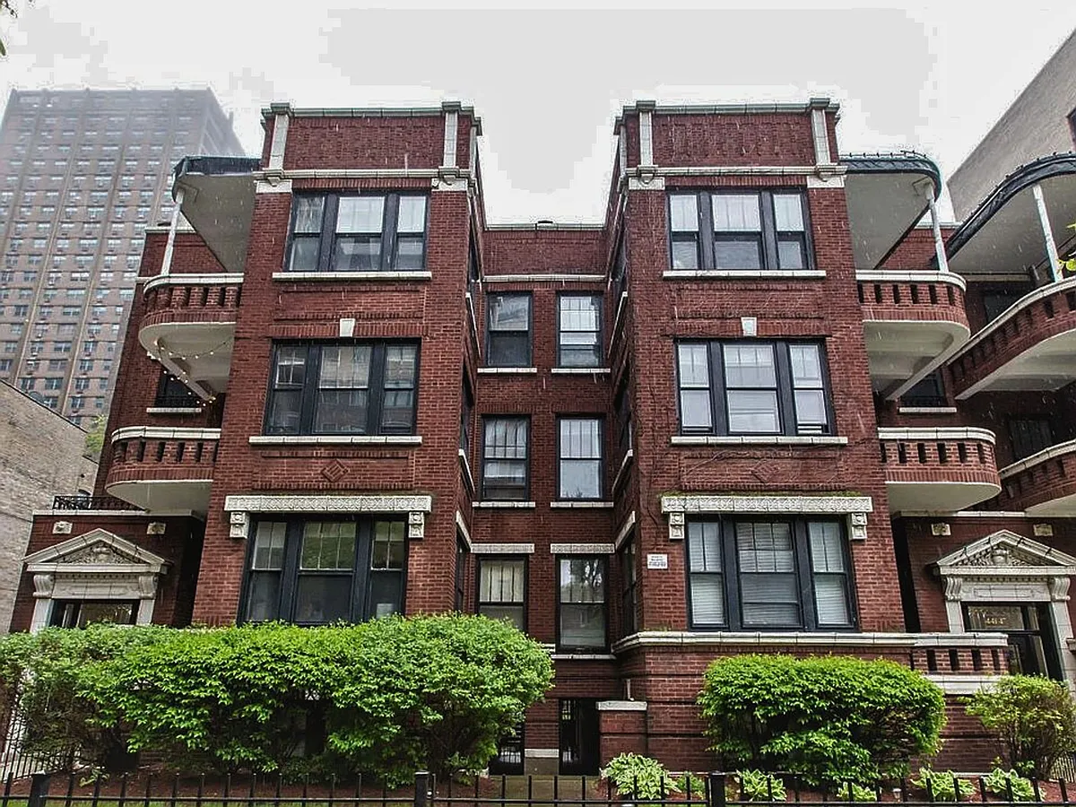 Building Photo - 439 W Melrose St