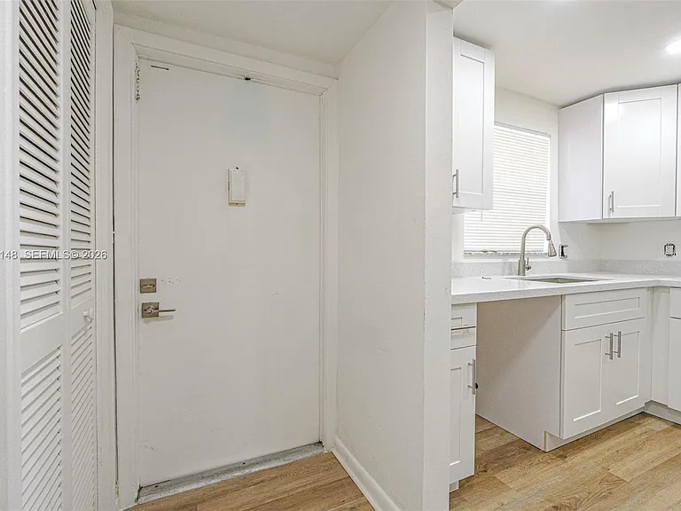 5100 SW 64th Ave #106 — Photo 18
