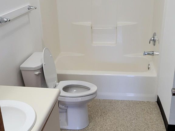 5th image of 516 Quail Creek Dr #516