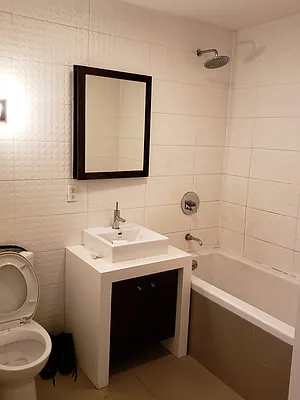 Rented by Tri State Commercial Realty | media 3