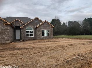 105 Northfork Dr, Morrilton, AR 72110