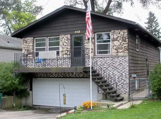 413 Glenwood Dr, Round Lake Beach, IL