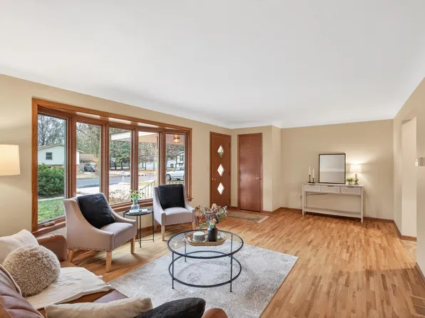 3627 205th St W, Farmington, MN 55024