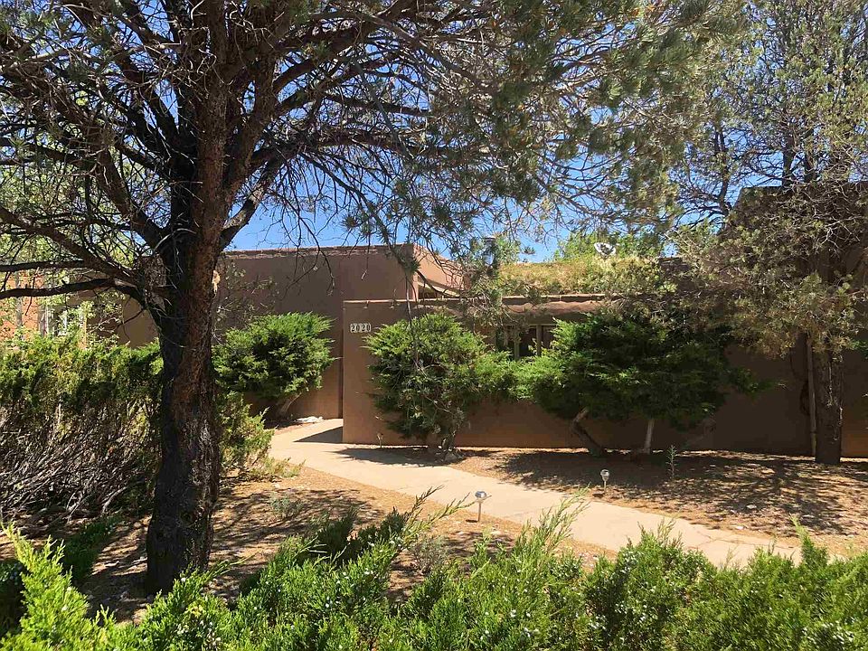 1st image of 2020 Valle Vista St