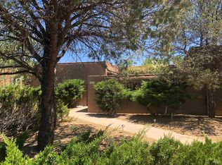 2020 Valle Vista St, Santa Fe, NM 87505