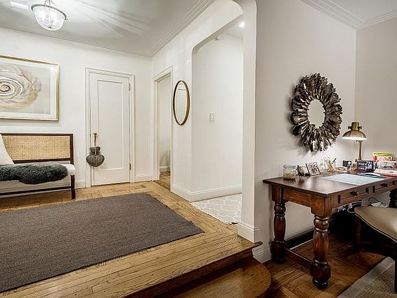 5th image of 250 W 24th St #2