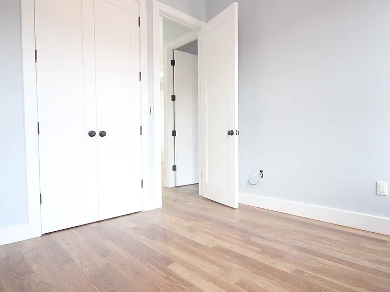 1865 Putnam Ave #2 — Photo 5