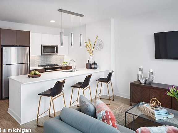 5th image of 1328 S Michigan Ave #515