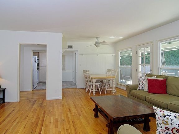 5th image of 21900 Buena Ventura St
