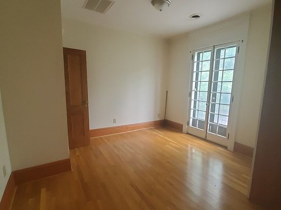 4th image of 6026 McPherson Ave #6026A