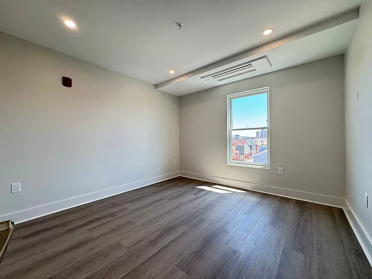 386 Atwells Ave — Photo 11