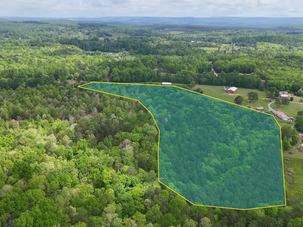 10 Windstone Dr, Tracy City, TN 37387