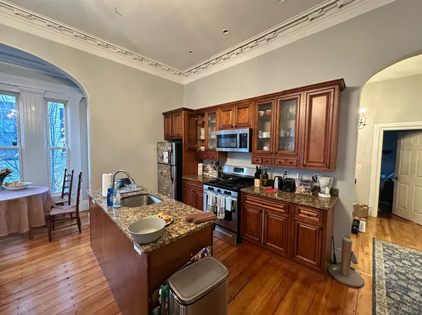 135 Hillside St, Roxbury Crossing, MA