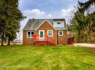 3533 Lakeshore Dr, Saint Joseph, MI