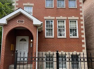 415 W 38th St APT 1, Chicago, IL 60609