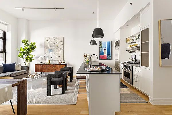 1st image of 110 Livingston St APT 4U