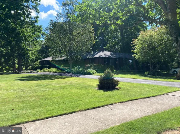 400 Nimitz Ave, State College, PA 16801