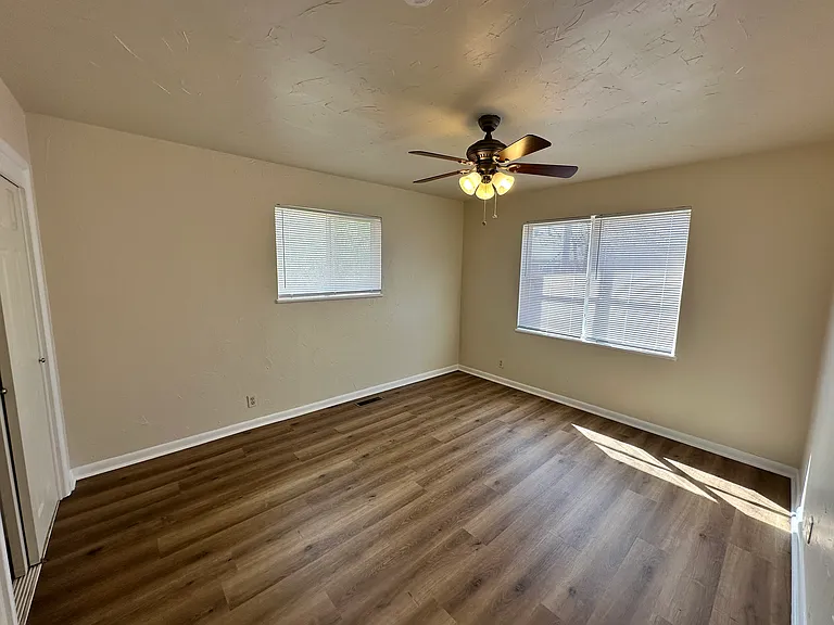 5028 N Linn Ave — Photo 18