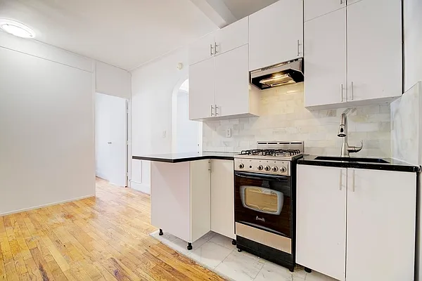 Rented by REAL New York | media 12