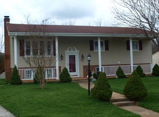 684 Phillip St, Staunton, VA 24401