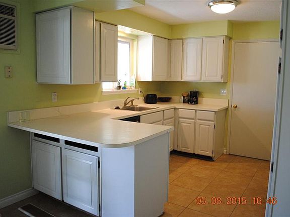 4th image of 417 Franklin St