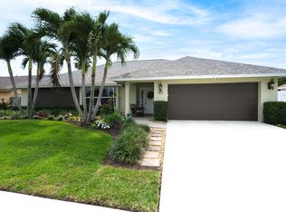 2701 Starwood Ct, West Palm Beach, FL 33406
