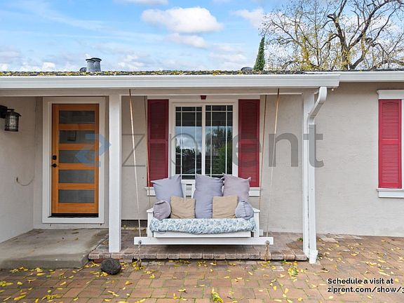 4th image of 2831 Petunia Ct