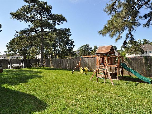 4th image of 8007 Sports Haven Dr