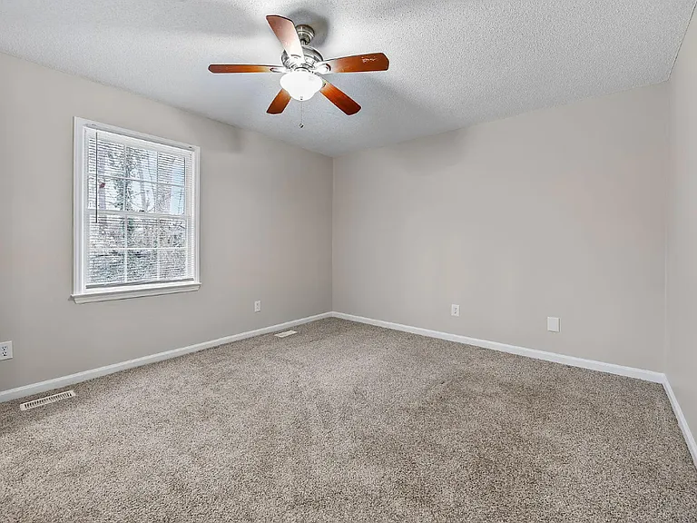 bedroom 2 - view 2