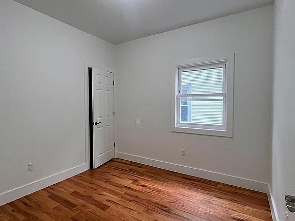 3rd image of 38 Tillinghast St #2LA