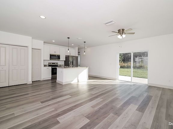2nd image of 1637 Sail Dr