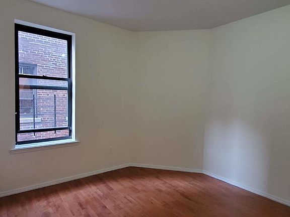 3rd image of 517 W 212th St APT 3i