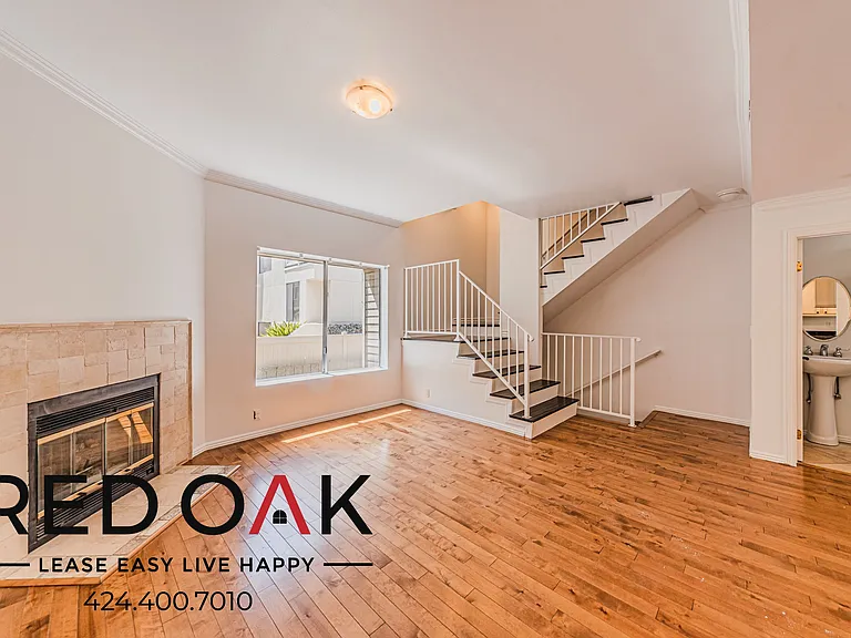 283 S Hudson Ave #19 — Photo 1
