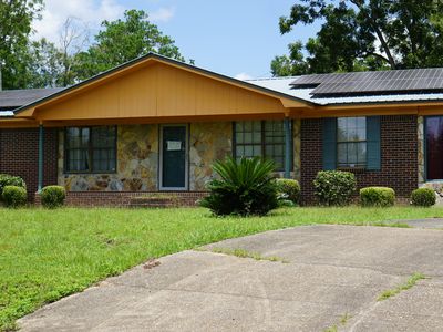 891 Dorsey Ave, Defuniak Springs, FL, 32435